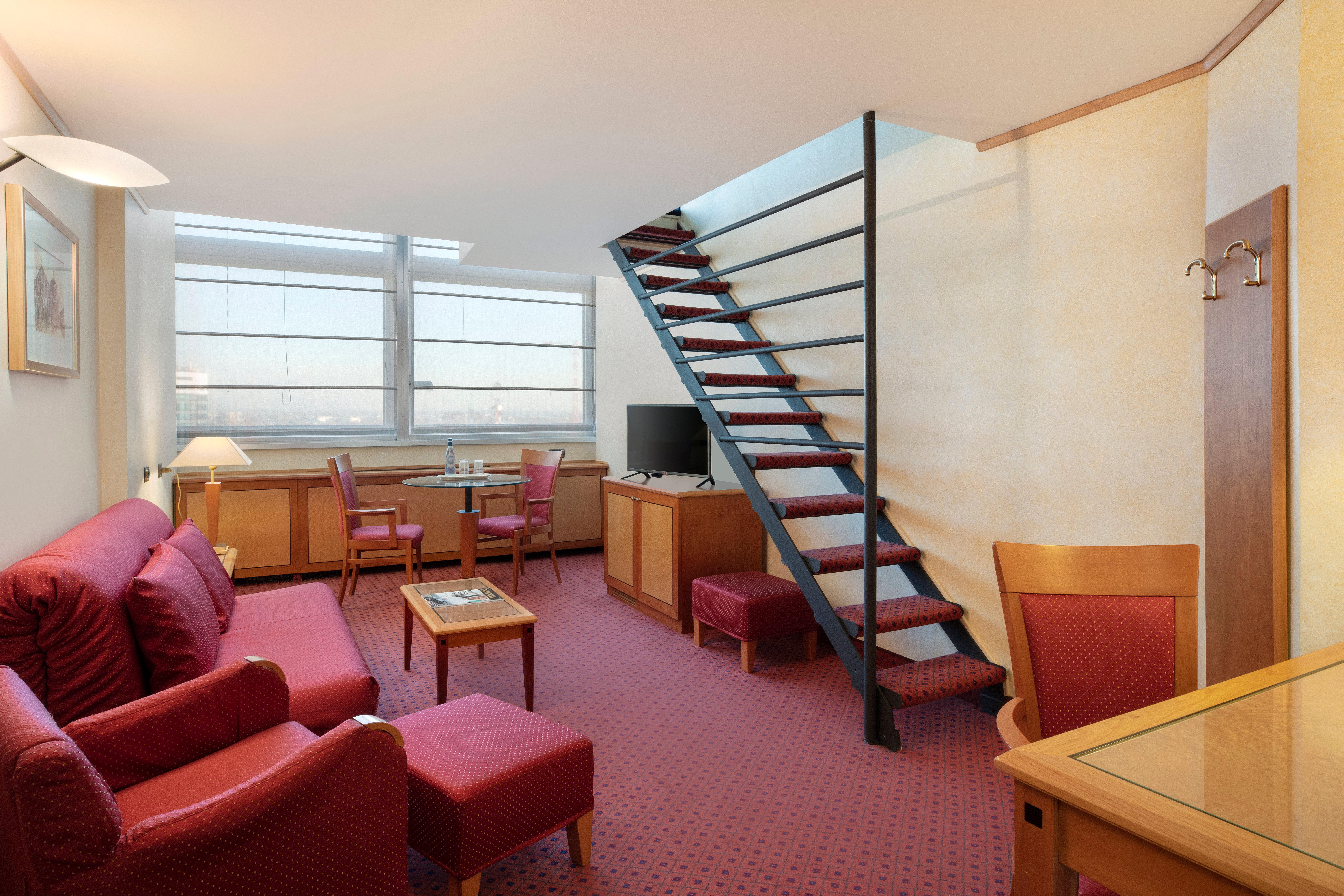 Crowne Plaza Milan Linate By Ihg Hotel San Donato Milanese Exterior photo