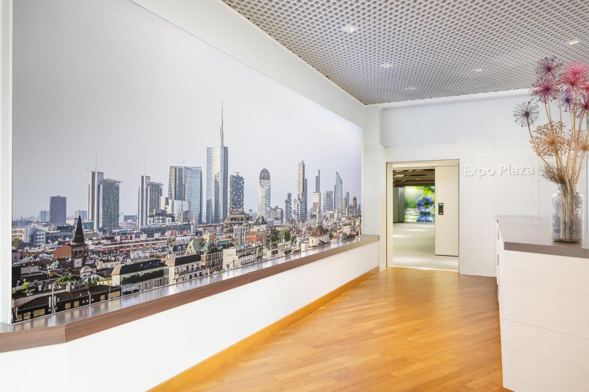Crowne Plaza Milan Linate By Ihg Hotel San Donato Milanese Exterior photo